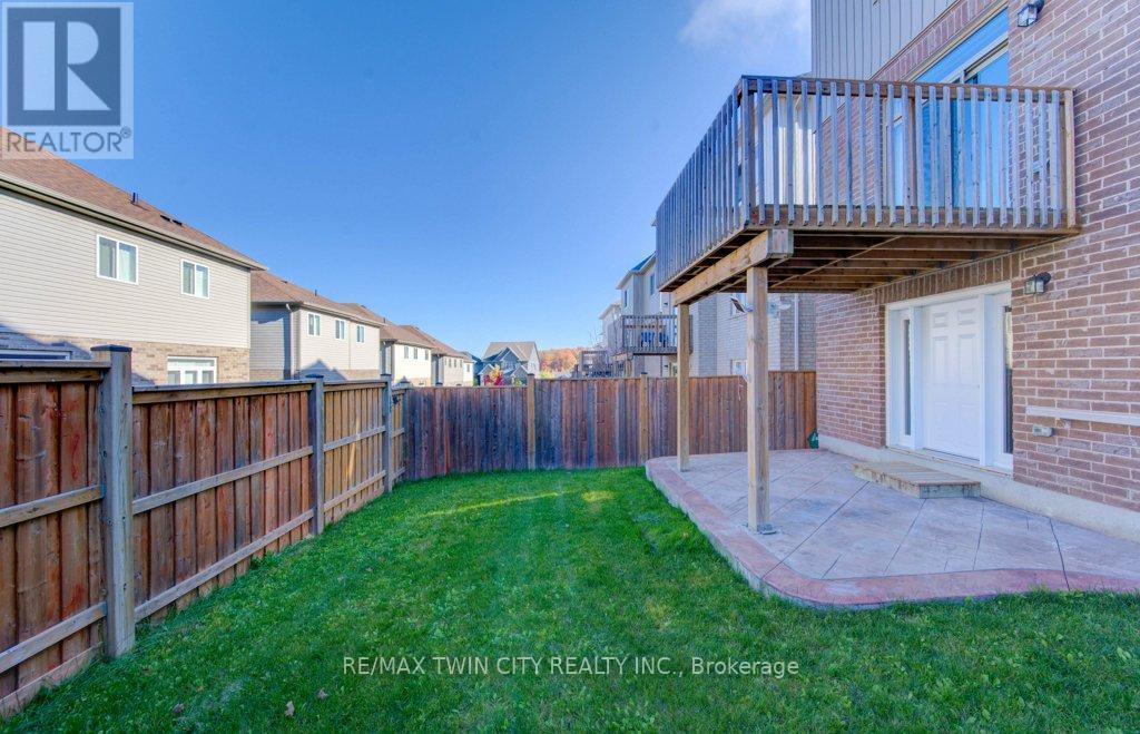 361 Beechdrops Drive, Waterloo, Ontario  N2V 0E8 - Photo 47 - X12498506