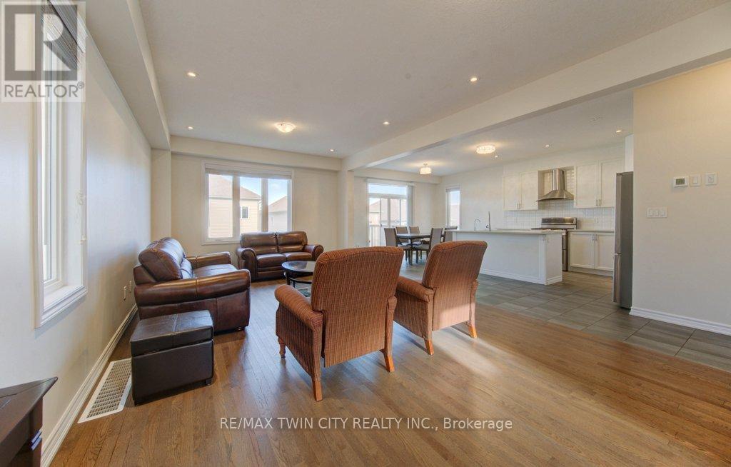 361 Beechdrops Drive, Waterloo, Ontario  N2V 0E8 - Photo 8 - X12498506