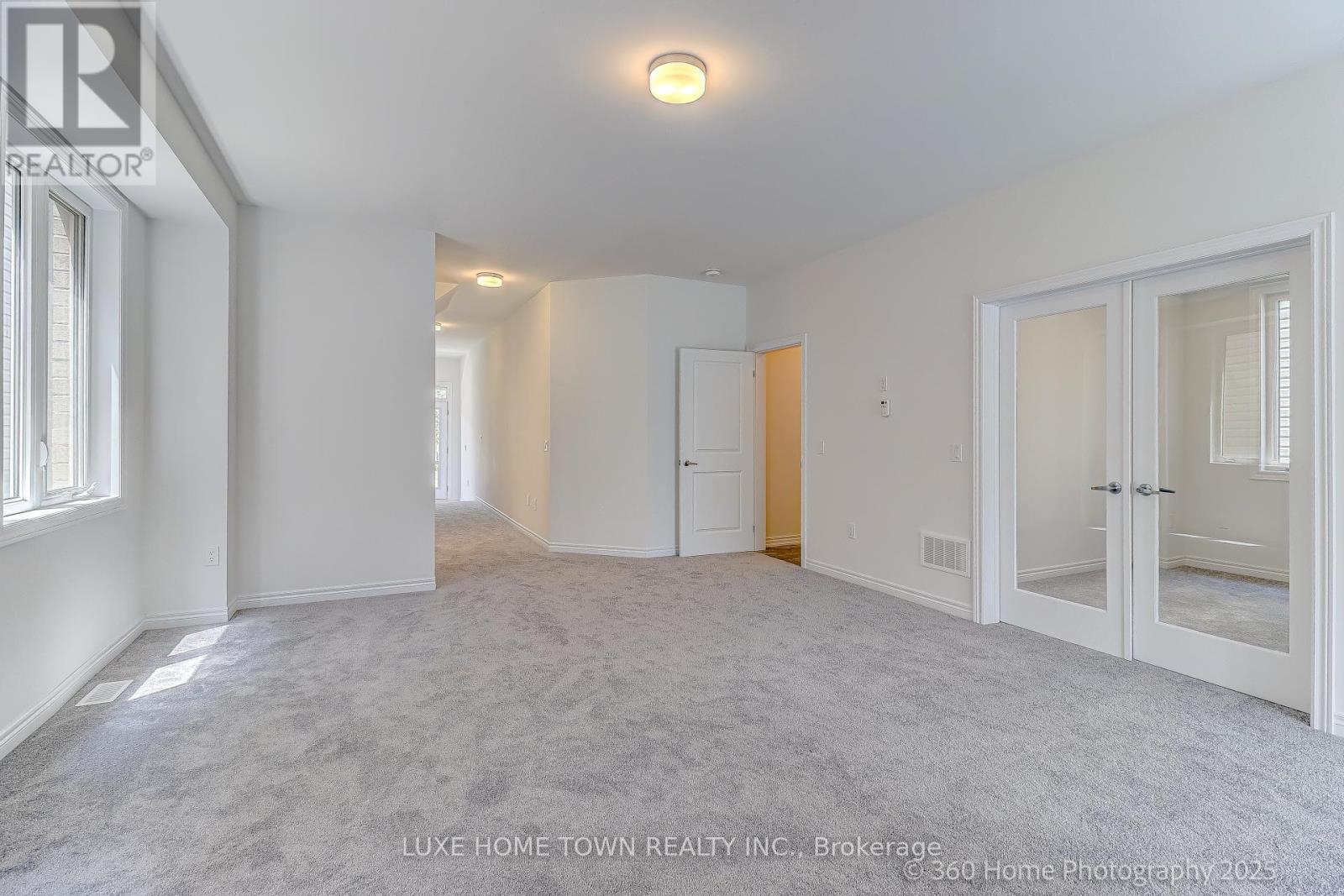 159 Rea Drive, Centre Wellington (Fergus), Ontario  N1M 0J8 - Photo 12 - X12498554