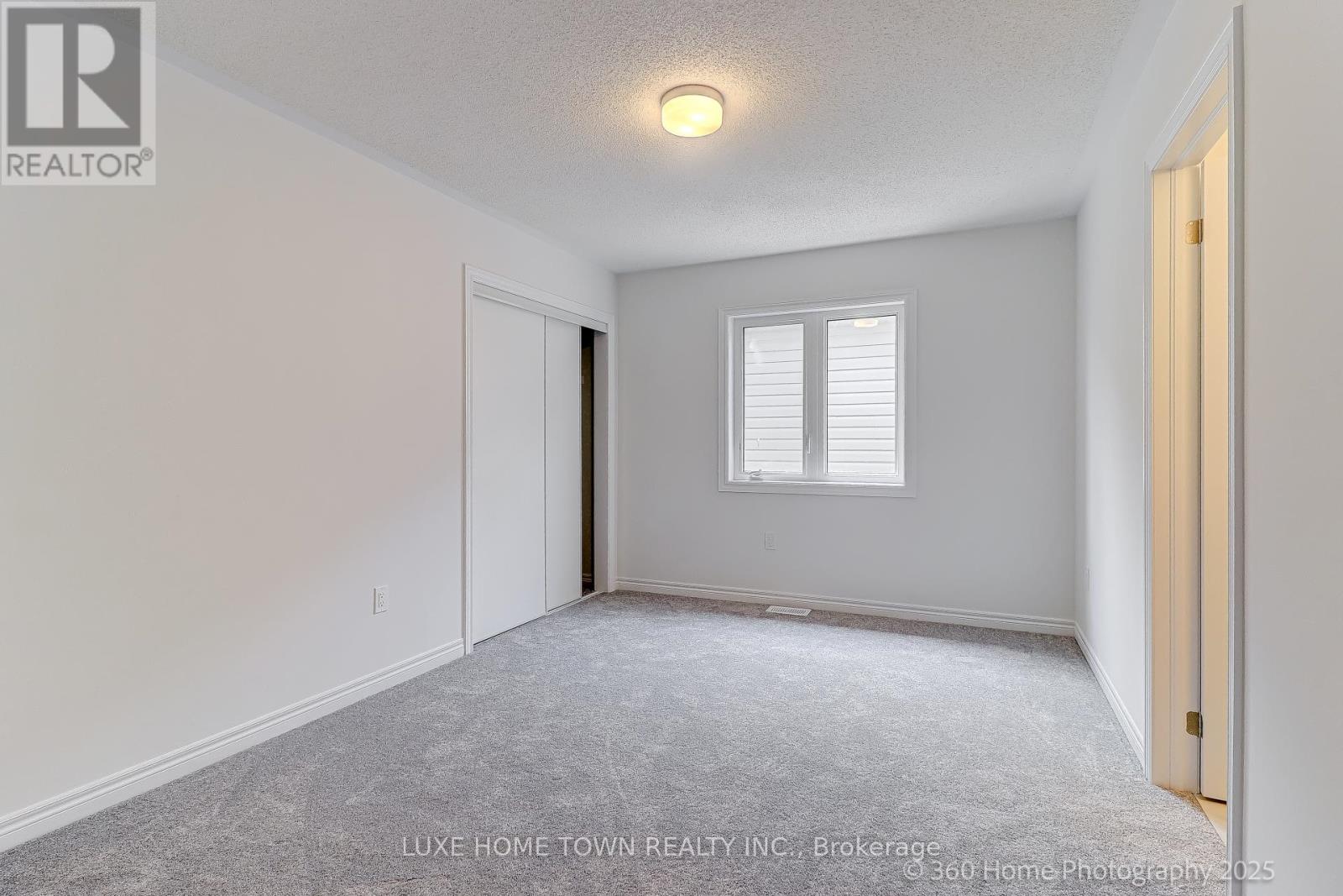 159 Rea Drive, Centre Wellington (Fergus), Ontario  N1M 0J8 - Photo 22 - X12498554