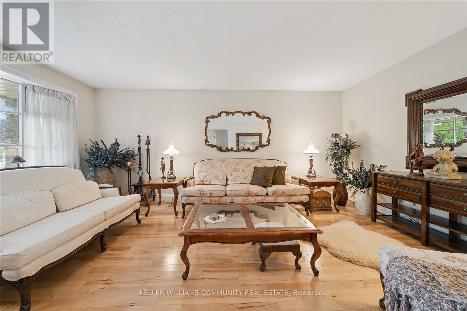 11 Bayleaf Court, Peterborough, Ontario  K9K 1A2 - Photo 6 - X12498558