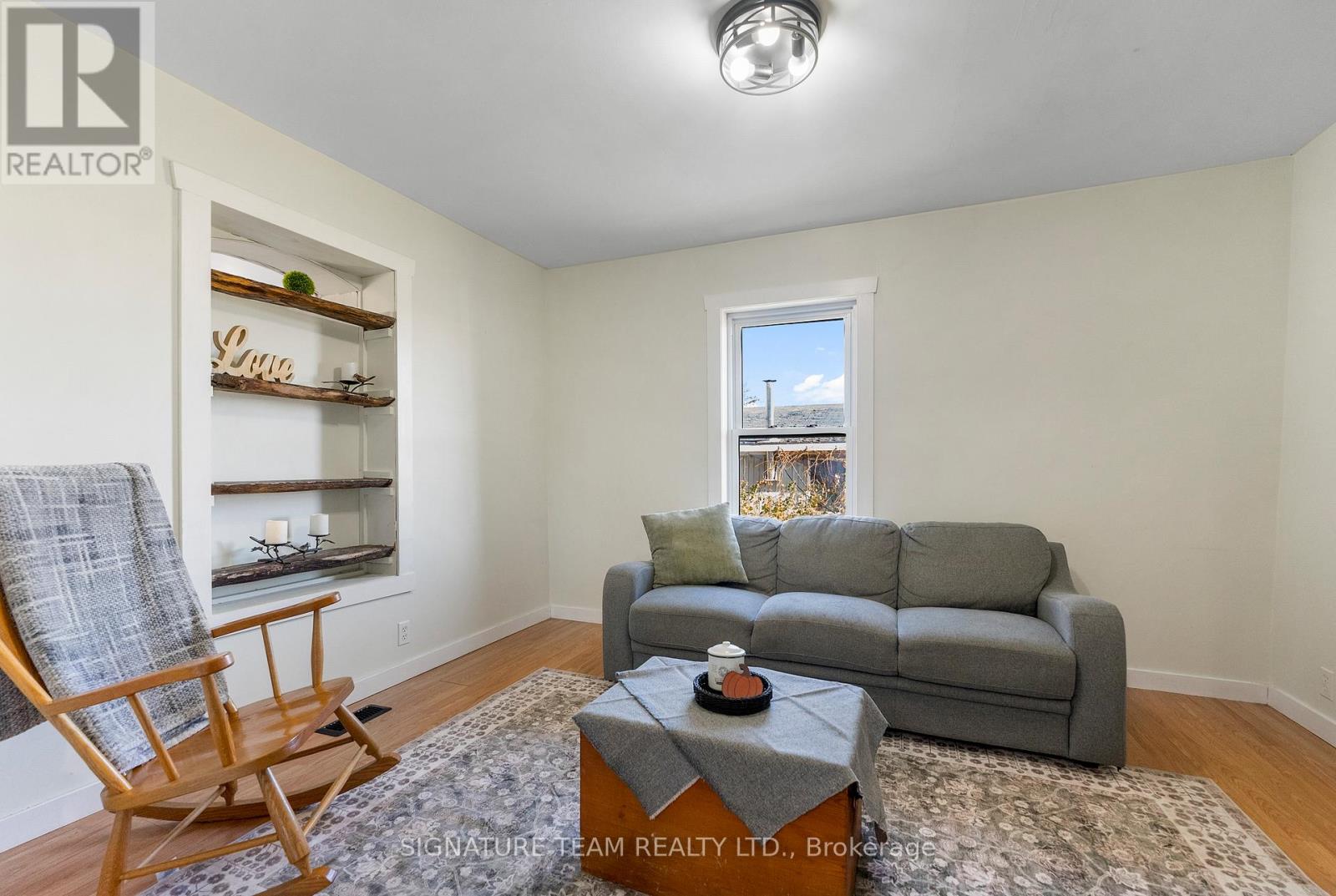 22 Astrolabe Road, Whitewater Region, Ontario  K0J 1K0 - Photo 14 - X12498568