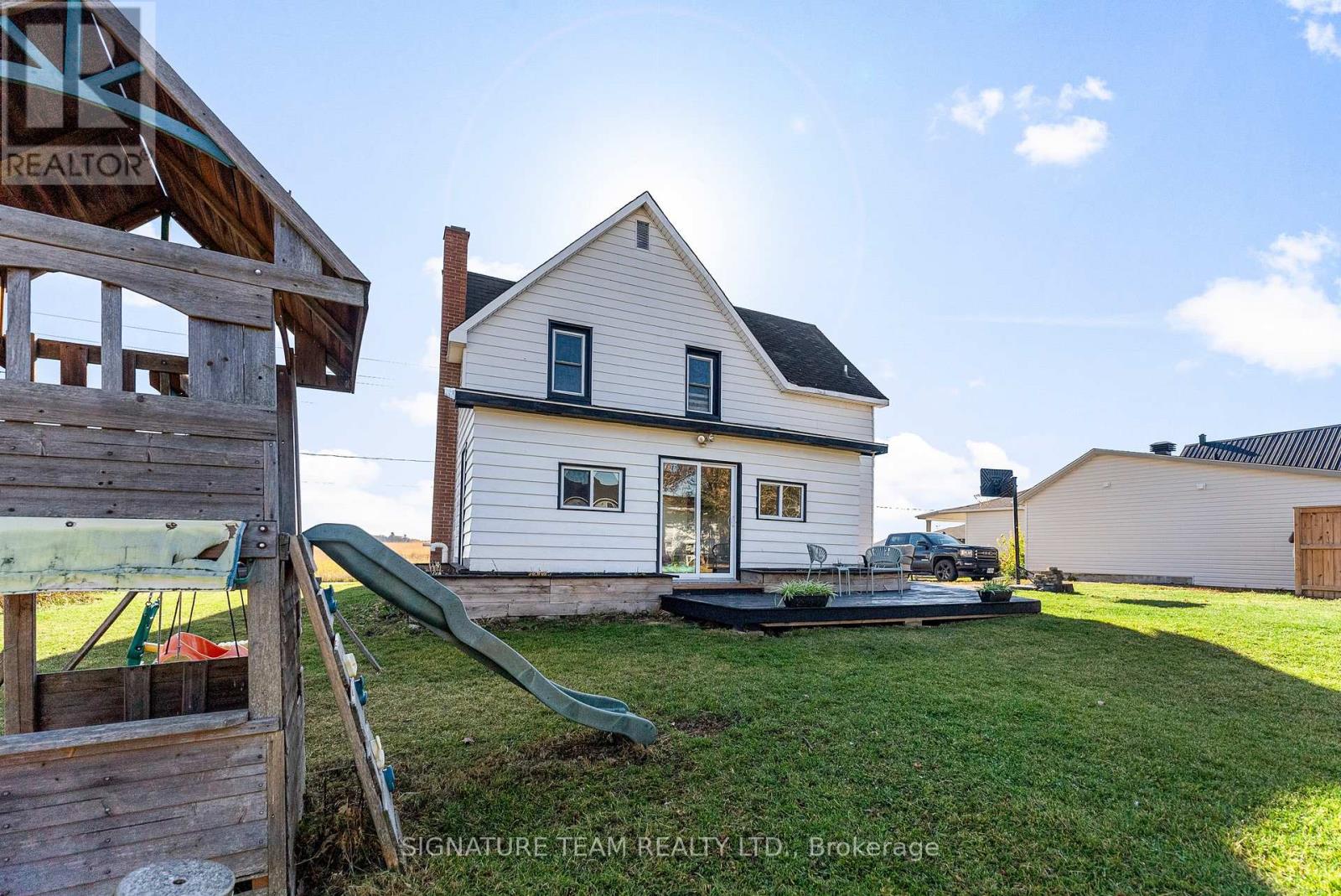 22 Astrolabe Road, Whitewater Region, Ontario  K0J 1K0 - Photo 34 - X12498568