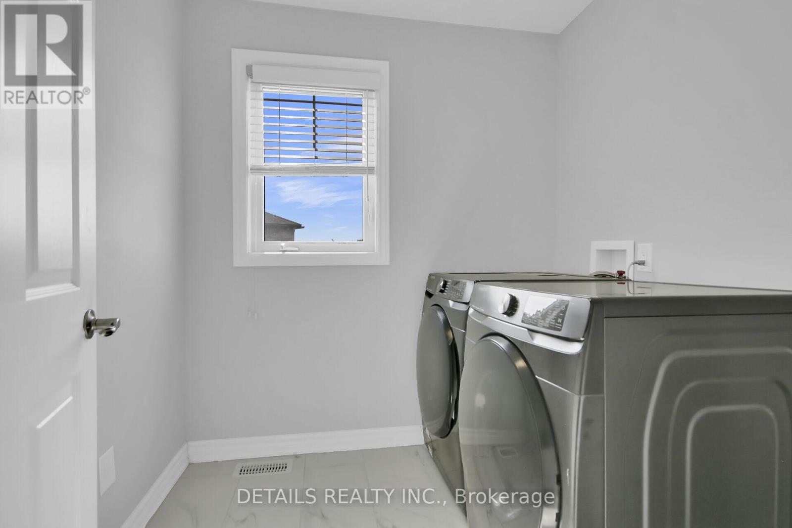 116 Unity Place, Ottawa, Ontario  K2S 2Y8 - Photo 36 - X12498600