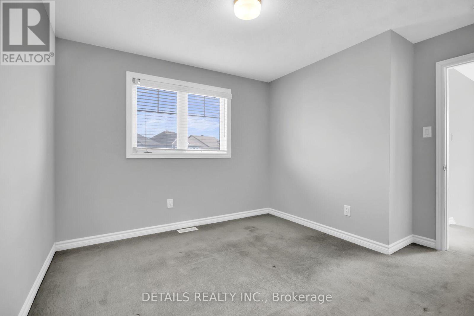 116 Unity Place, Ottawa, Ontario  K2S 2Y8 - Photo 37 - X12498600