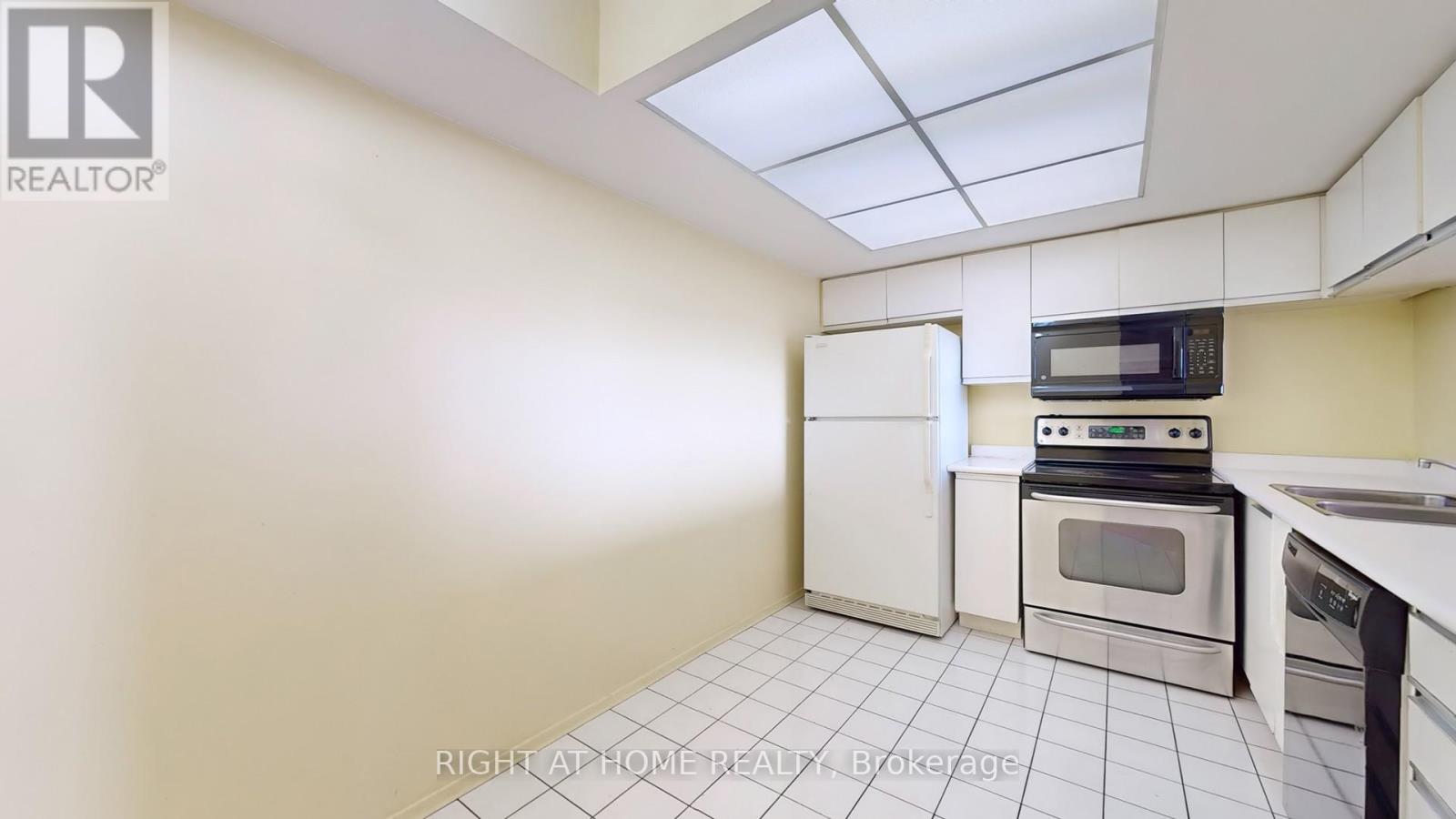 1107 - 350 Alton Towers Circle, Toronto, Ontario  M1V 5E3 - Photo 16 - E12498570