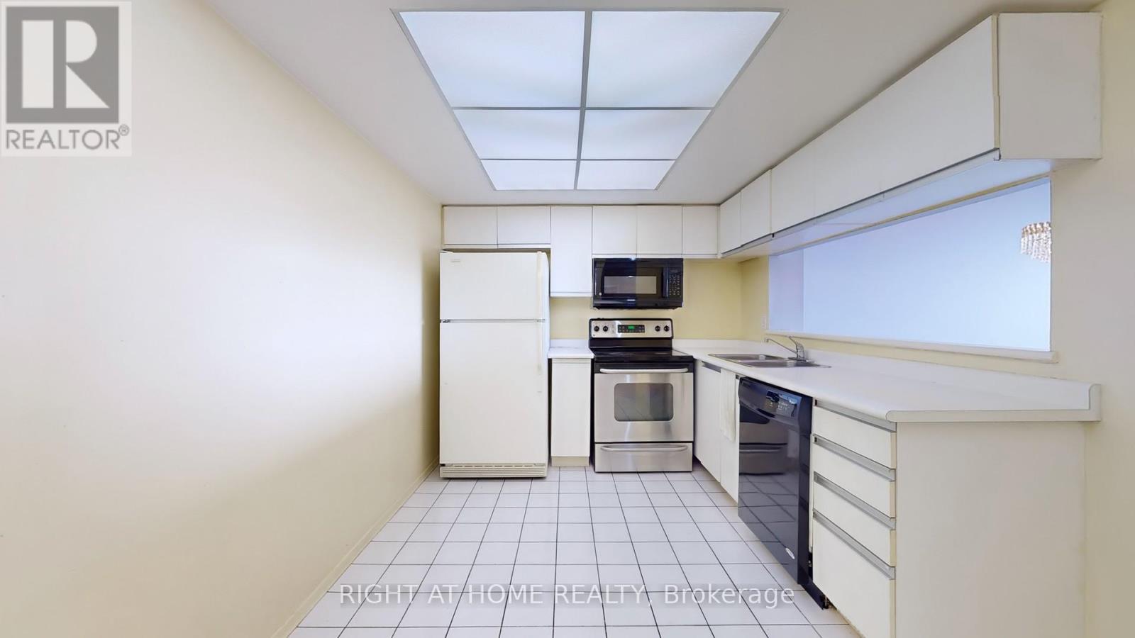 1107 - 350 Alton Towers Circle, Toronto, Ontario  M1V 5E3 - Photo 17 - E12498570