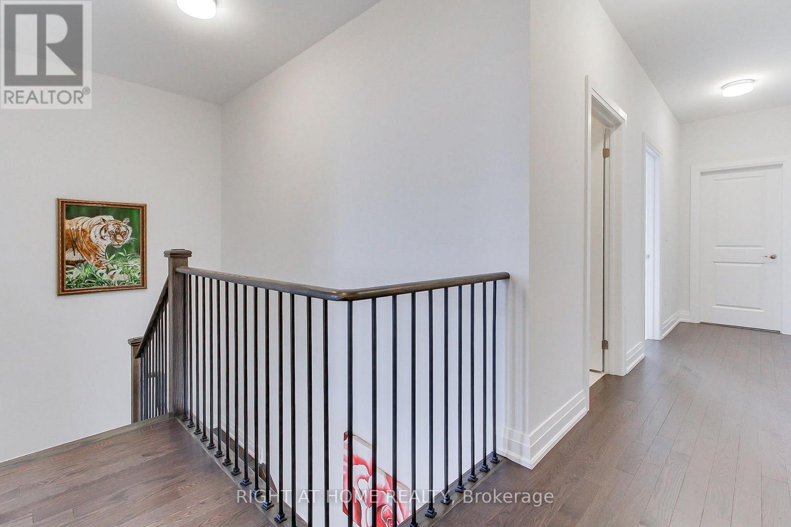 9 Backhouse Drive, Richmond Hill, Ontario  L4E 1M8 - Photo 24 - N12498562