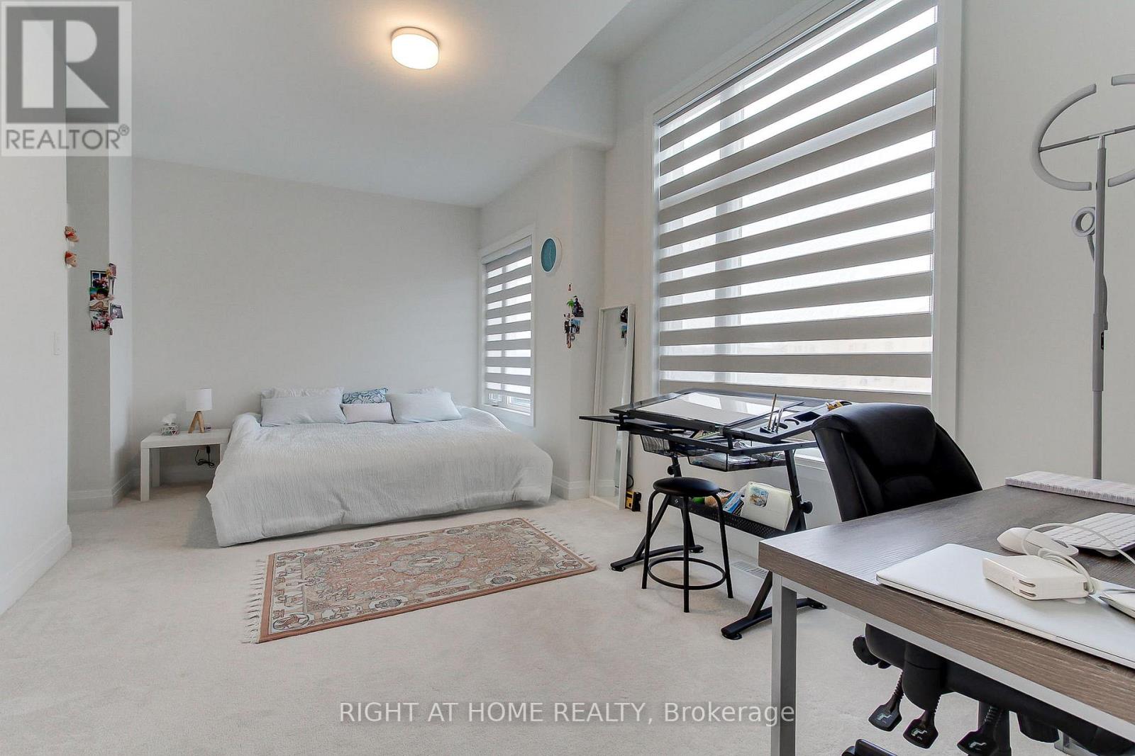 9 Backhouse Drive, Richmond Hill, Ontario  L4E 1M8 - Photo 37 - N12498562