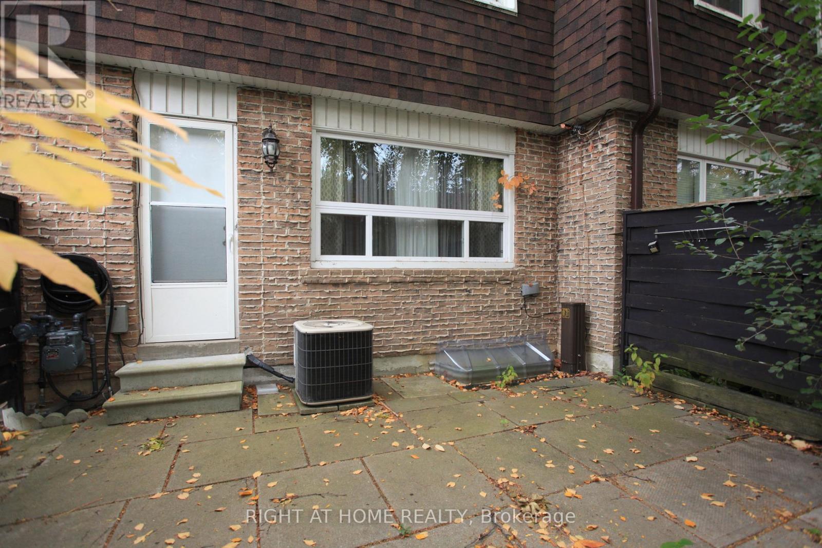 38 - 38 The Carriage Way, Markham, Ontario  L3T 4V1 - Photo 19 - N12498602