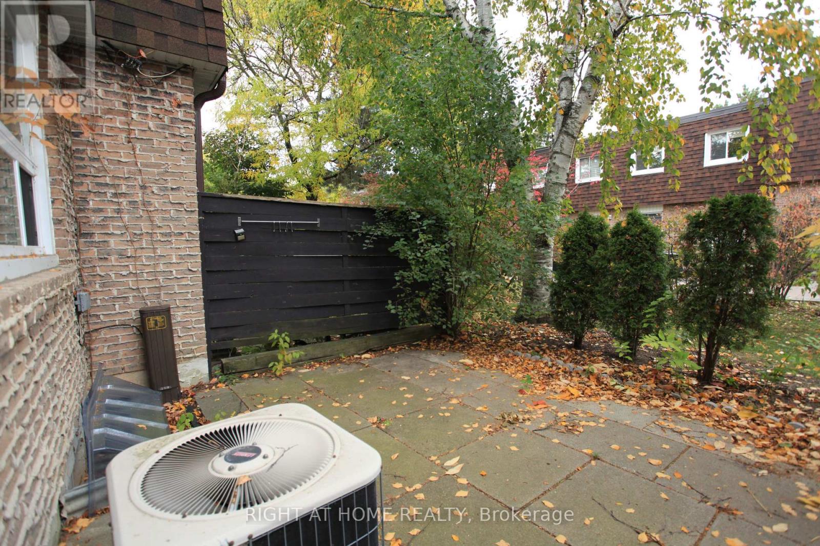 38 - 38 The Carriage Way, Markham, Ontario  L3T 4V1 - Photo 20 - N12498602