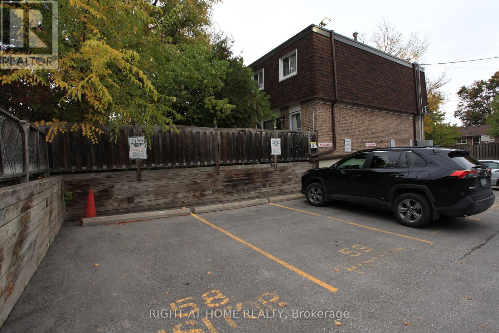 38 - 38 The Carriage Way, Markham, Ontario  L3T 4V1 - Photo 21 - N12498602