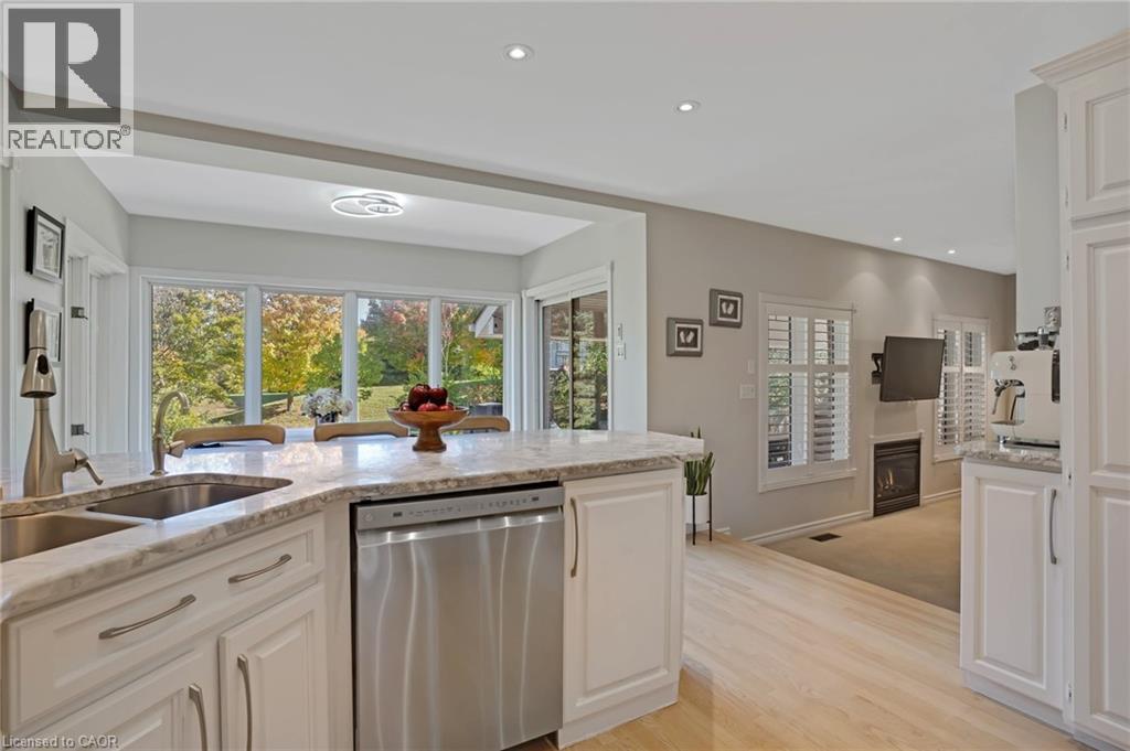 328 Wyecroft Boulevard, Waterloo, Ontario  N2T 2H3 - Photo 16 - 40778904