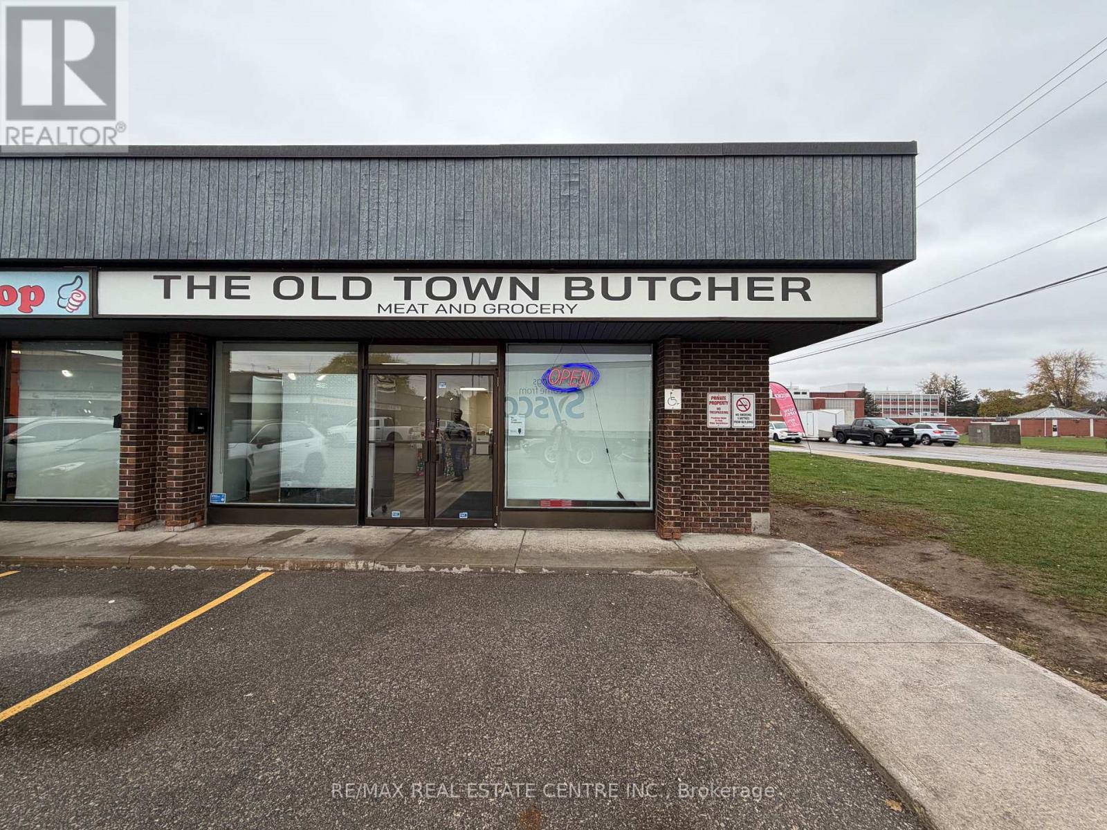 815 WEBER STREET E, Kitchener, Ontario