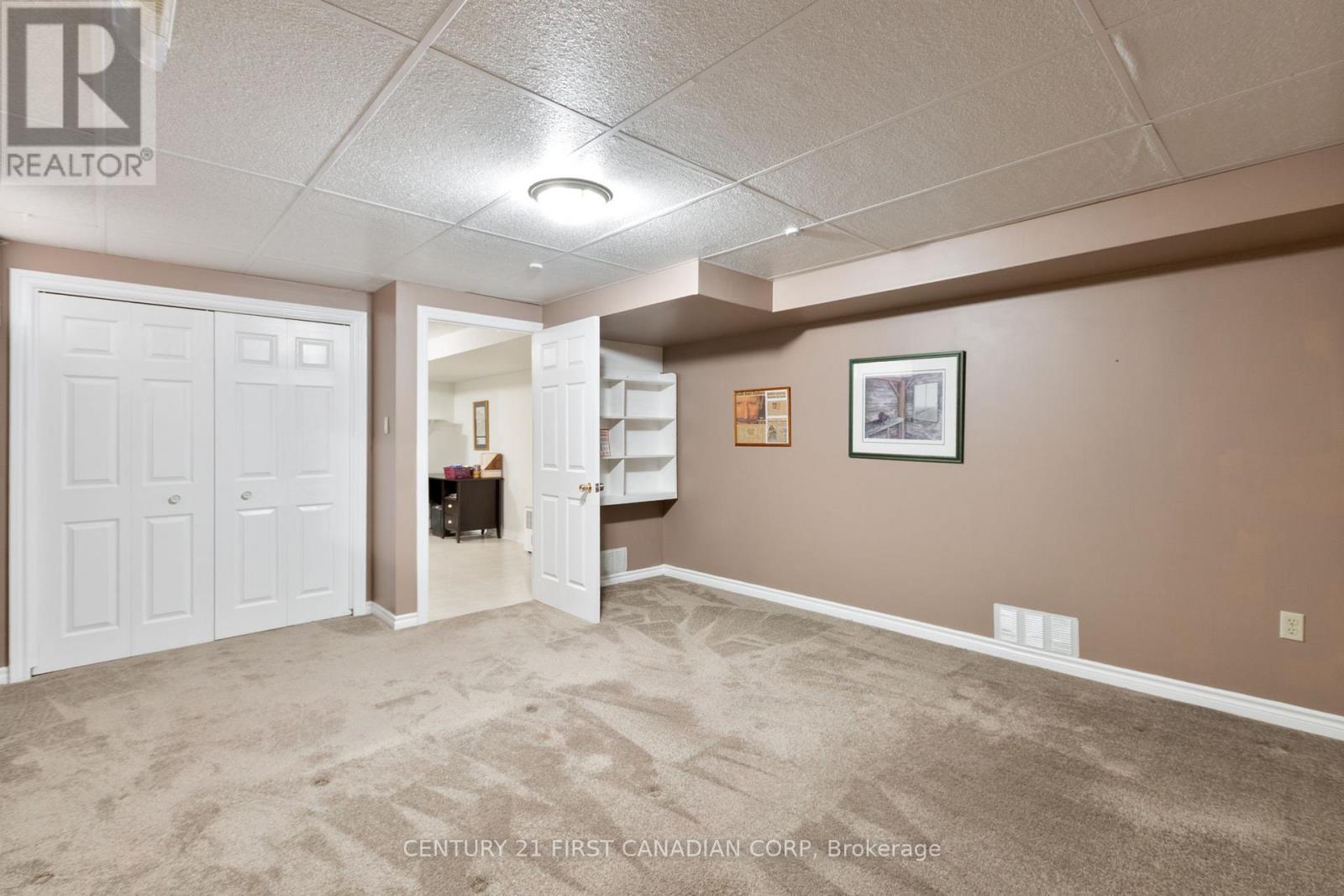 14 - 410 Burwell Road, St. Thomas, Ontario  N5P 4N6 - Photo 20 - X12475720