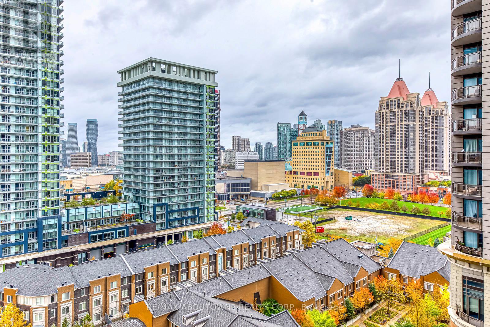 1106 - 395 Square One Drive, Mississauga, Ontario  L5B 0P6 - Photo 19 - W12495584