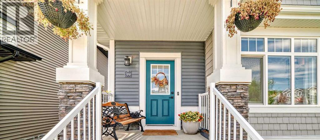 39 Sunrise Heights, Cochrane, Alberta  T4C 2R9 - Photo 2 - A2252595