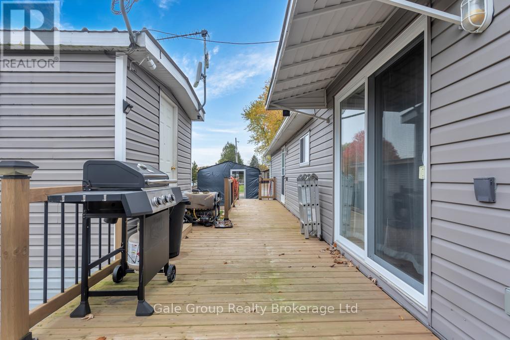 596101 Hwy 59 Tropicana #15 Crescent E, East Zorra-Tavistock, Ontario  N4P 7W1 - Photo 10 - X12498636