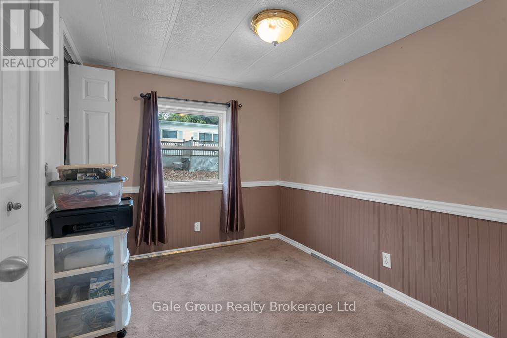 596101 Hwy 59 Tropicana #15 Crescent E, East Zorra-Tavistock, Ontario  N4P 7W1 - Photo 18 - X12498636