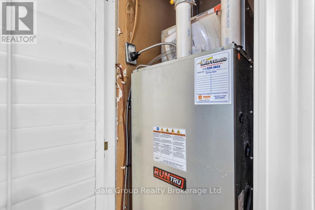 596101 Hwy 59 Tropicana #15 Crescent E, East Zorra-Tavistock, Ontario  N4P 7W1 - Photo 23 - X12498636