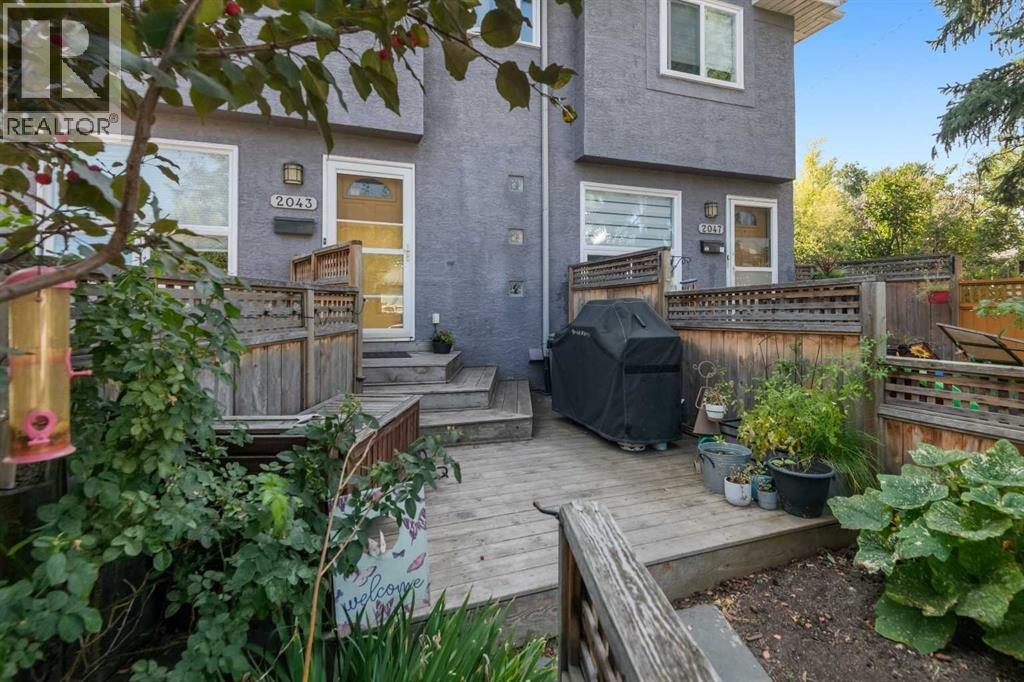 2043 35 Avenue Sw, Calgary, Alberta  T2T 2E2 - Photo 2 - A2253975