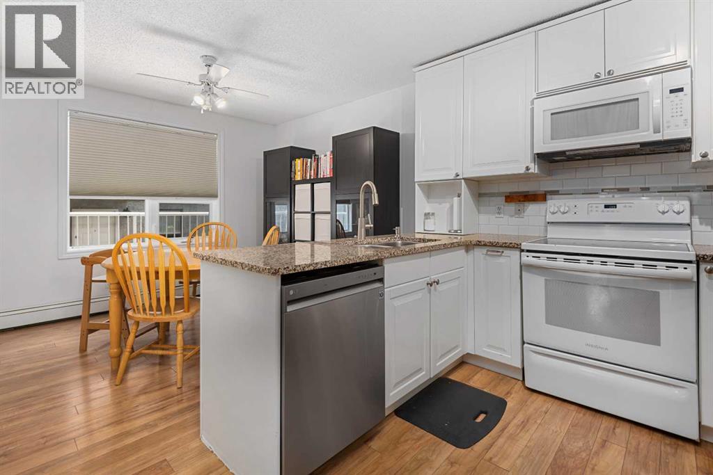 2043 35 Avenue Sw, Calgary, Alberta  T2T 2E2 - Photo 8 - A2253975