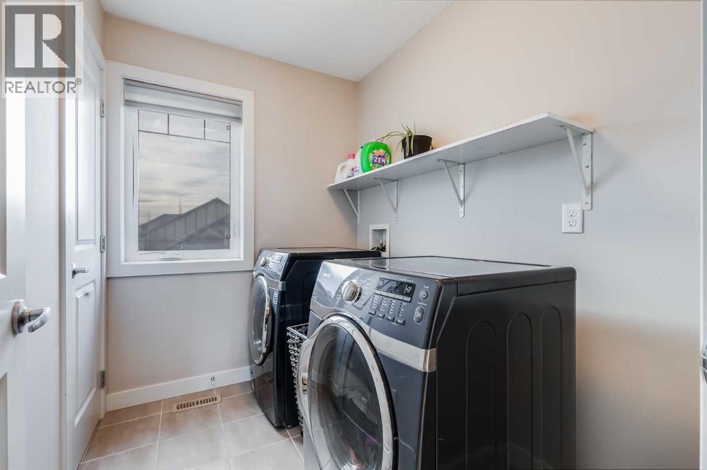 1908 Baywater Alley Sw, Airdrie, Alberta  T4B 0T3 - Photo 22 - A2266697