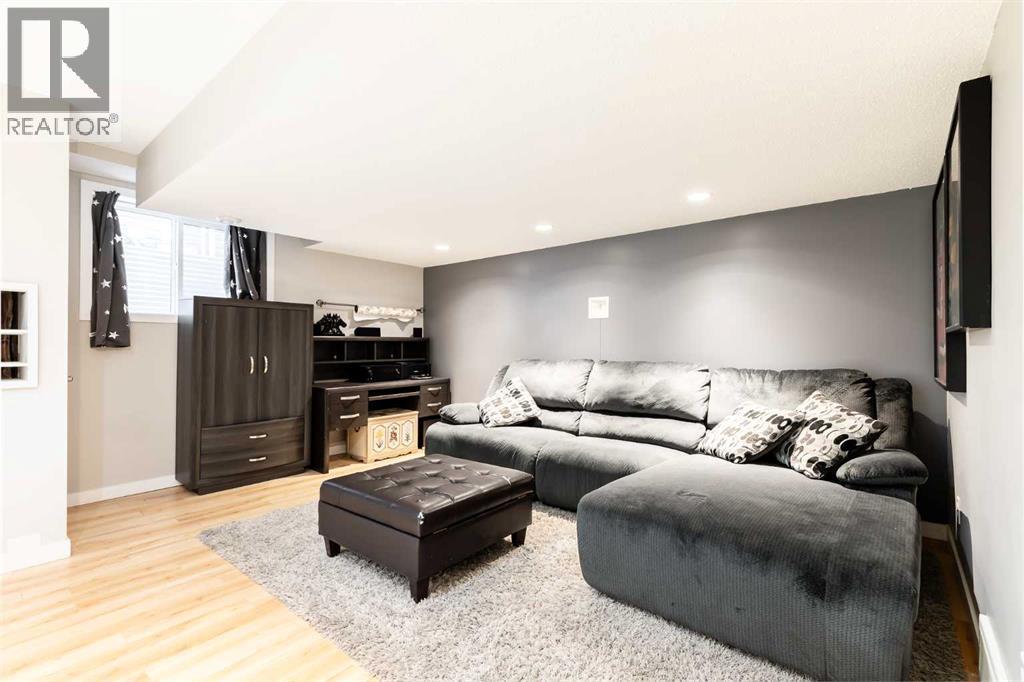 1908 Baywater Alley Sw, Airdrie, Alberta  T4B 0T3 - Photo 29 - A2266697