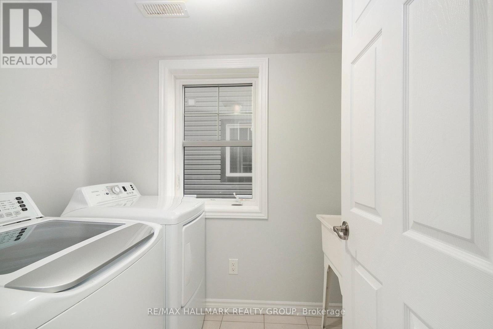 106 Helenium Lane, Ottawa, Ontario  K4A 1C7 - Photo 14 - X12498640