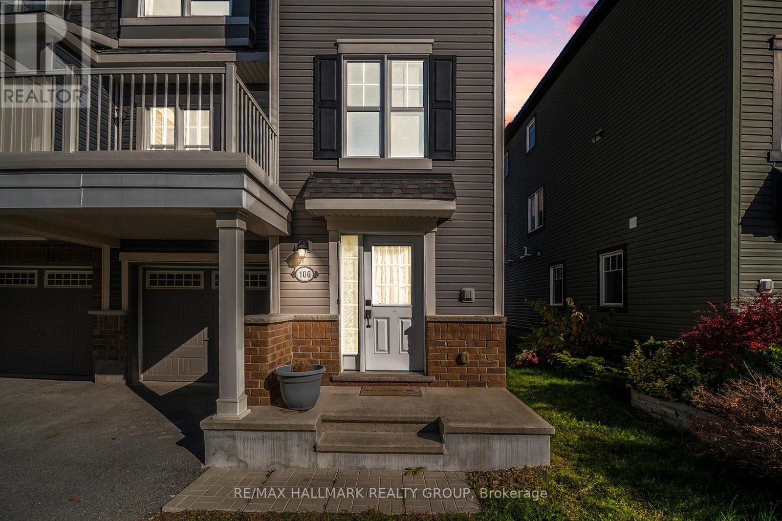 106 Helenium Lane, Ottawa, Ontario  K4A 1C7 - Photo 2 - X12498640