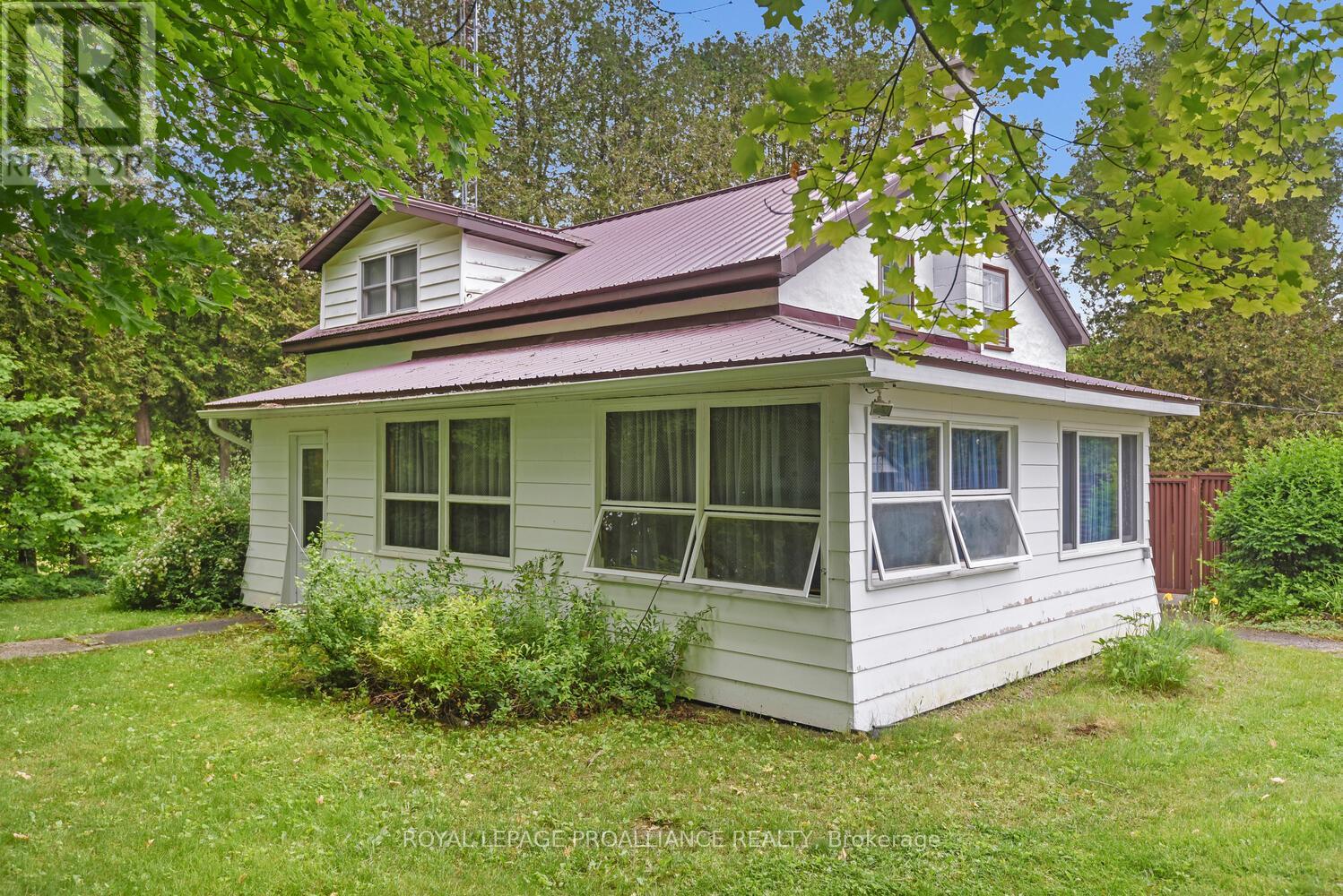 3646 Maple Avenue, Augusta, Ontario  K0E 1T0 - Photo 3 - X12498662