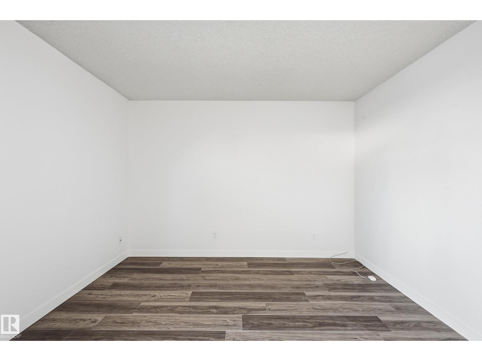 11406 139 Av Nw, Edmonton, Alberta T5X 3L4 - Photo 9 - E4463925