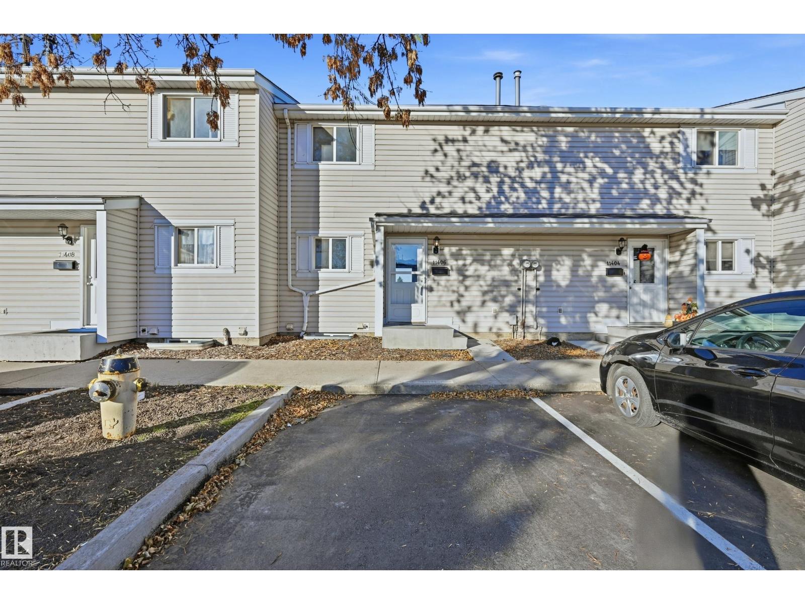 11406 139 AV NW, Edmonton, Alberta