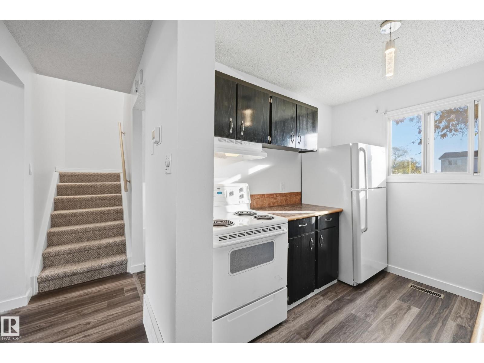 11406 139 Av Nw, Edmonton, Alberta T5X 3L4 - Photo 12 - E4463925