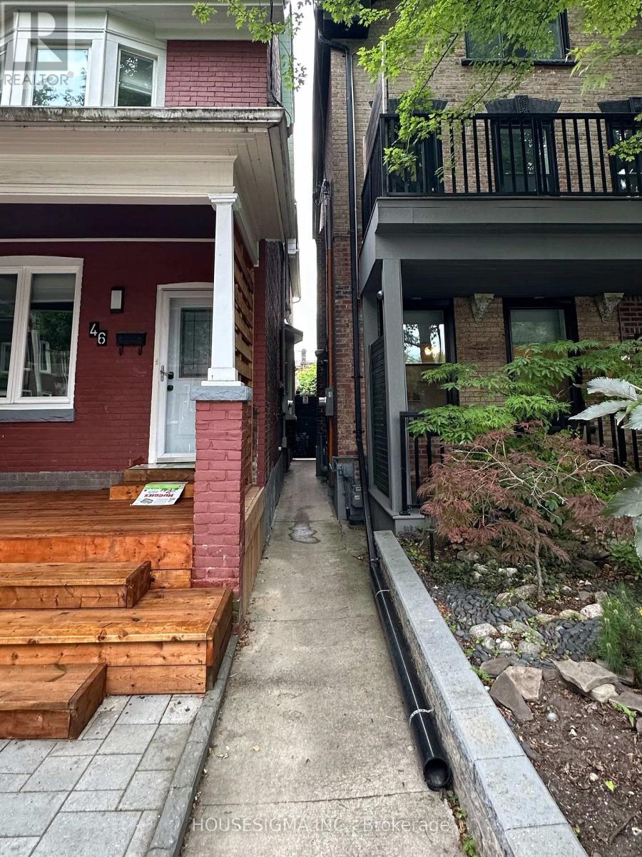 Lower - 48 Euclid Avenue, Toronto, Ontario  M6J 2J6 - Photo 2 - C12498666