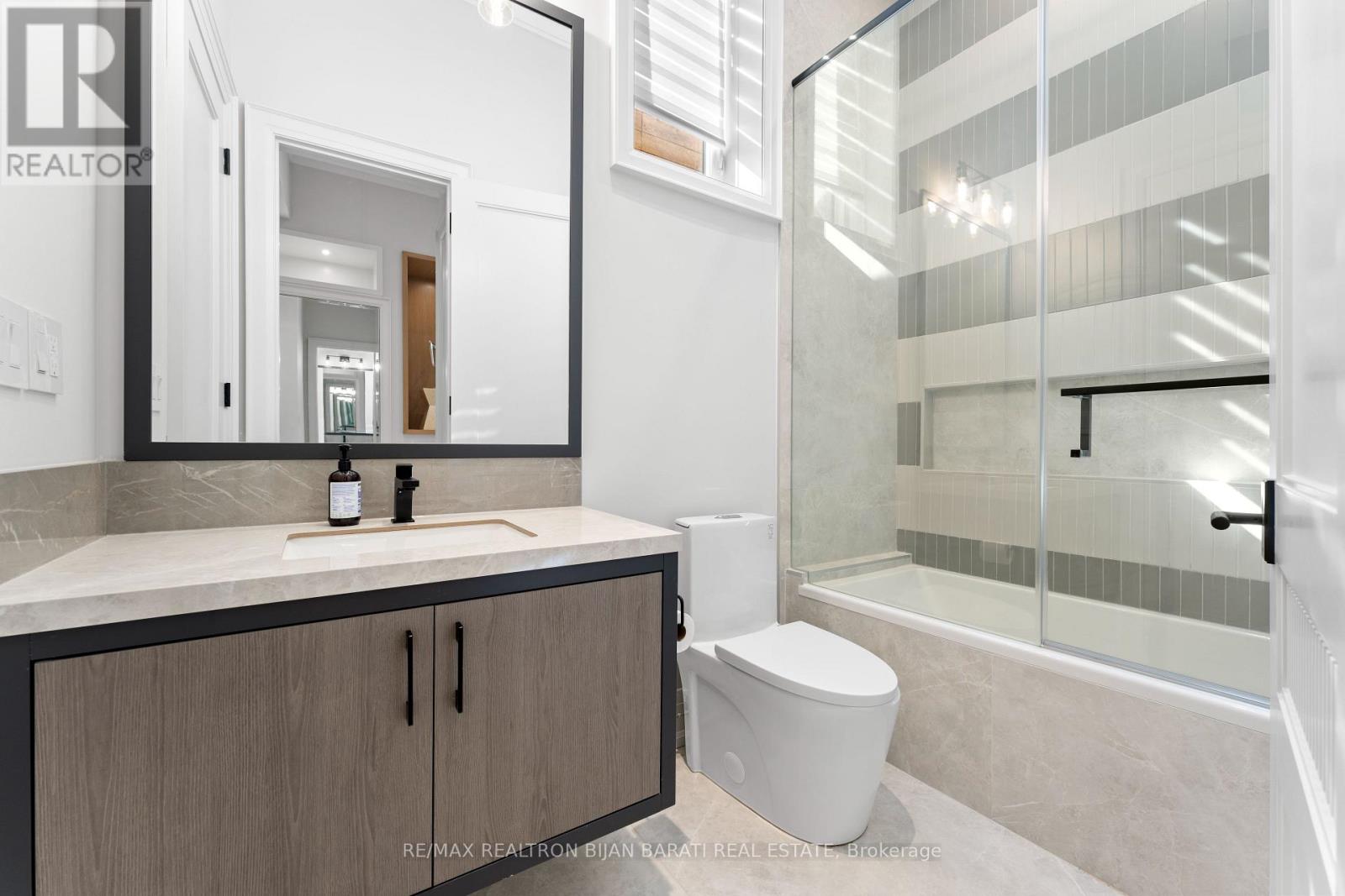 20 Tobruk Crescent, Toronto (Newtonbrook East), Ontario  M2M 3B4 - Photo 39 - C12498670