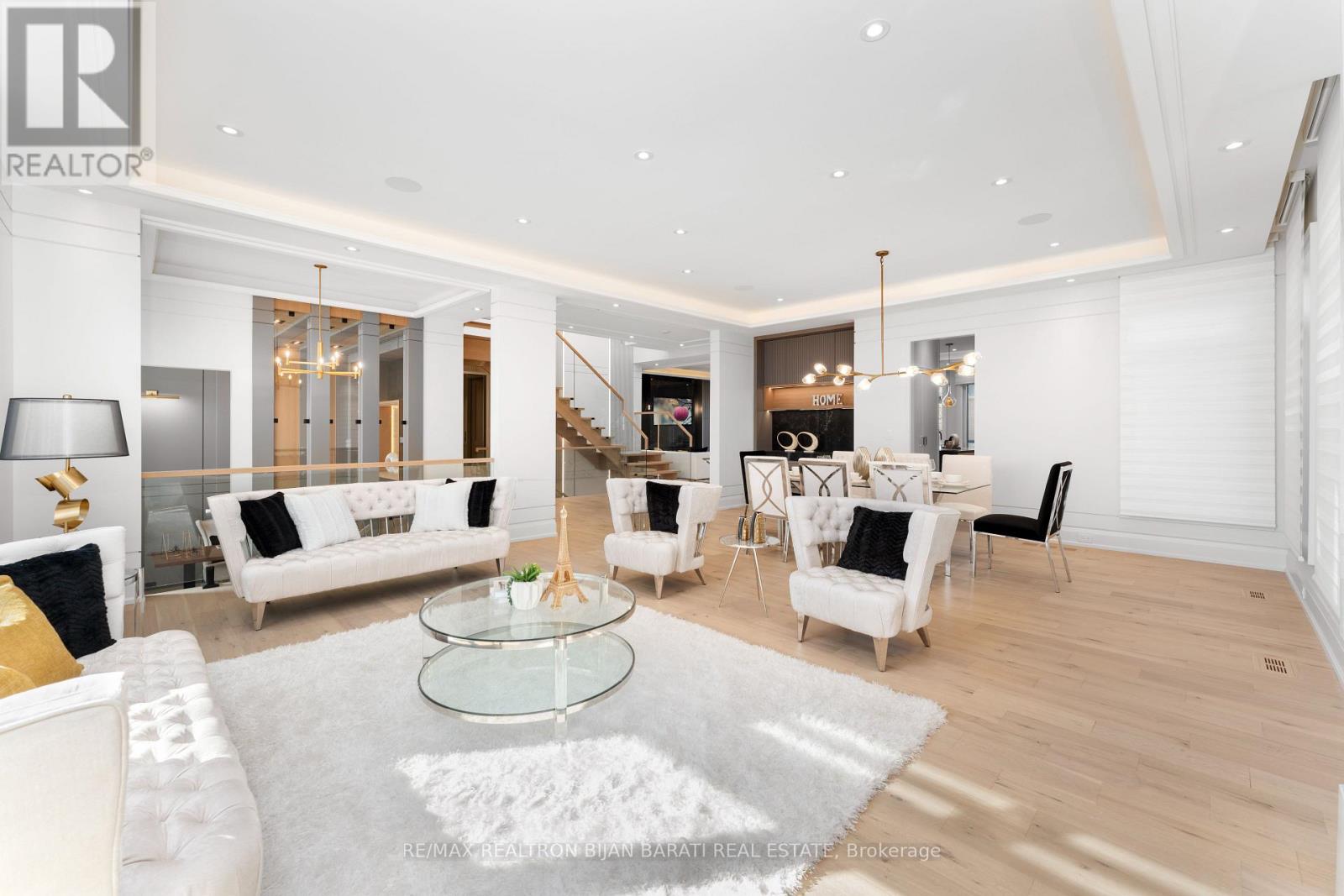 20 Tobruk Crescent, Toronto (Newtonbrook East), Ontario  M2M 3B4 - Photo 6 - C12498670