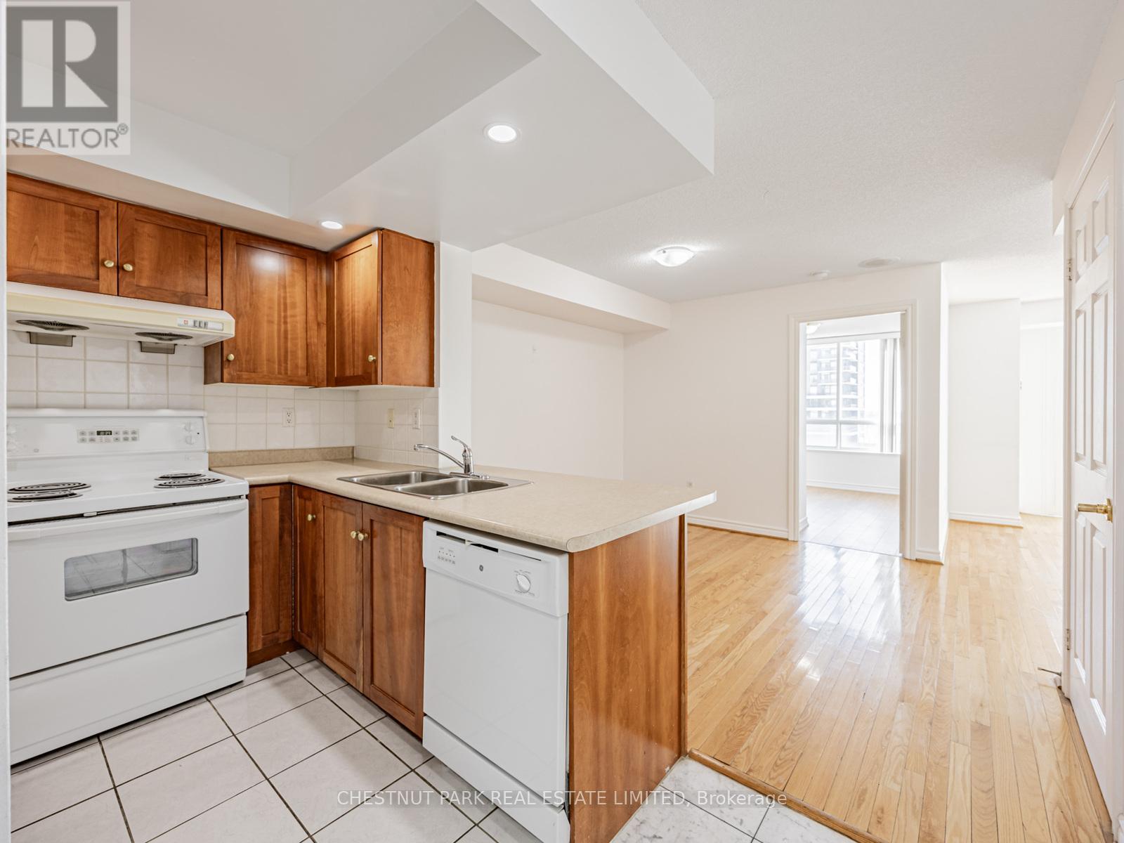 1029 - 125 OMNI DRIVE, Toronto, Ontario