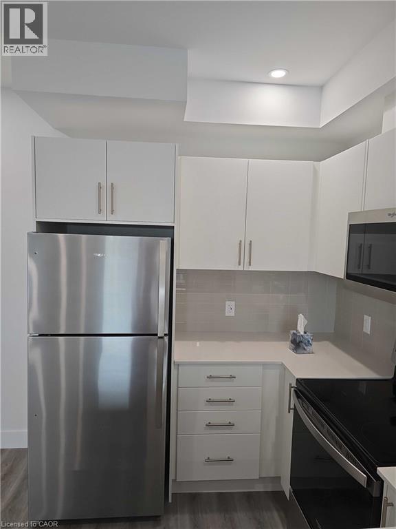 1000 Lackner Place Unit# 608, Kitchener, Ontario  N2A 0L9 - Photo 2 - 40781049