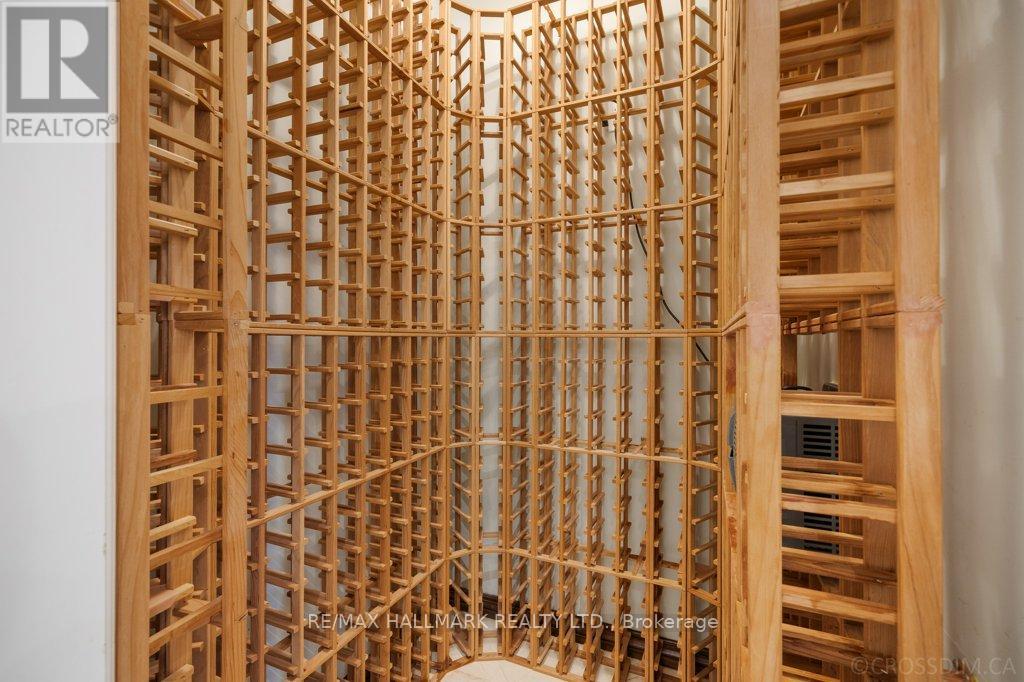 40 Maryvale Crescent, Richmond Hill, Ontario  L4C 6P8 - Photo 19 - N12498658