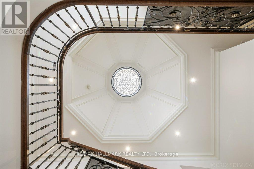 40 Maryvale Crescent, Richmond Hill, Ontario  L4C 6P8 - Photo 26 - N12498658