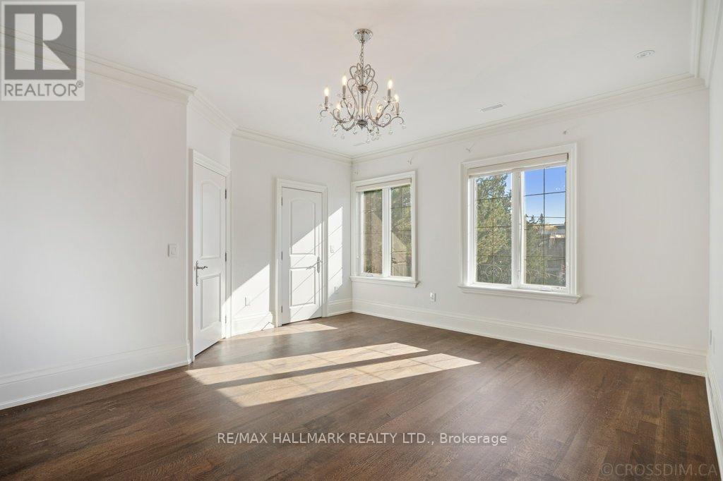 40 Maryvale Crescent, Richmond Hill, Ontario  L4C 6P8 - Photo 33 - N12498658