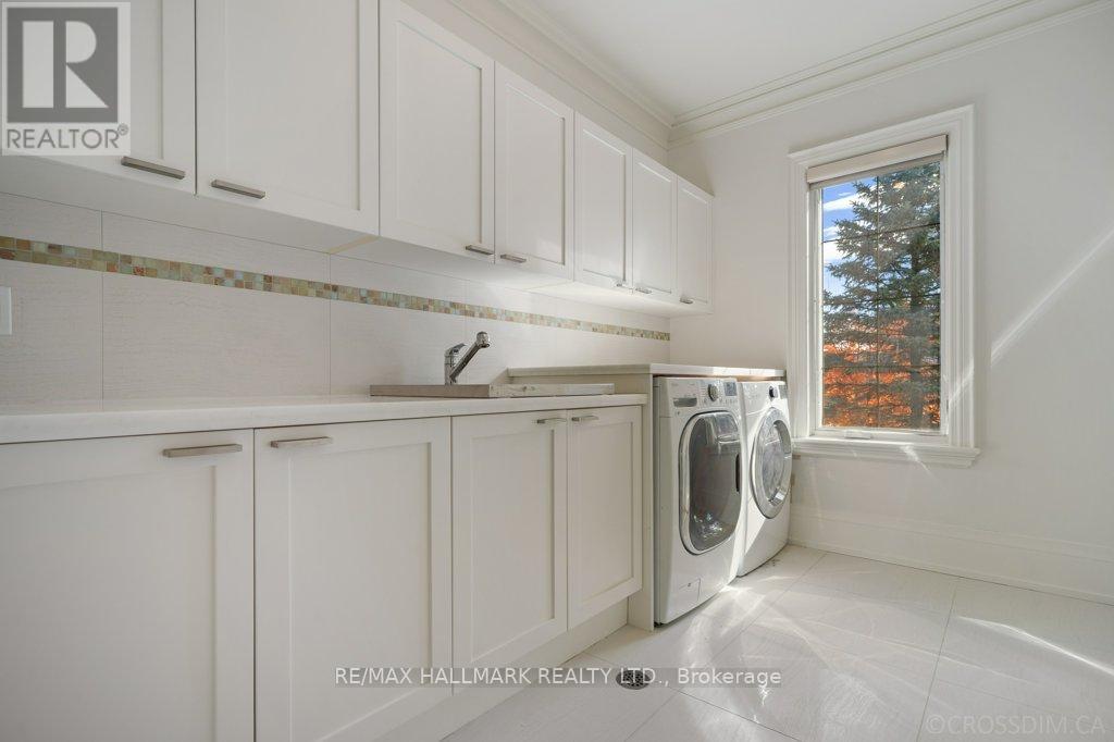 40 Maryvale Crescent, Richmond Hill, Ontario  L4C 6P8 - Photo 37 - N12498658