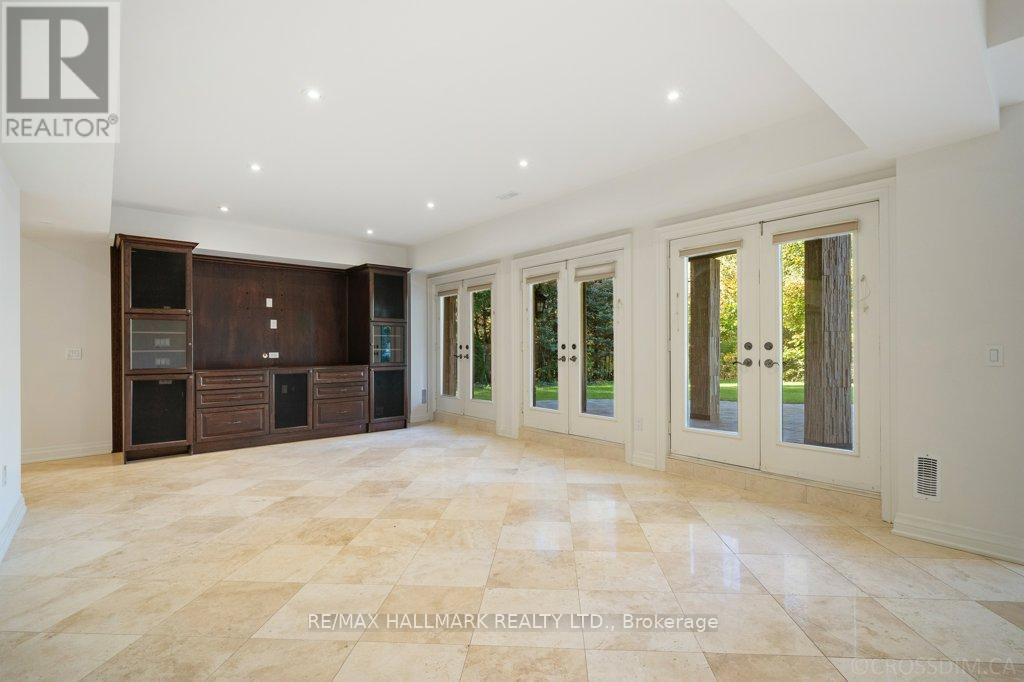 40 Maryvale Crescent, Richmond Hill, Ontario  L4C 6P8 - Photo 39 - N12498658