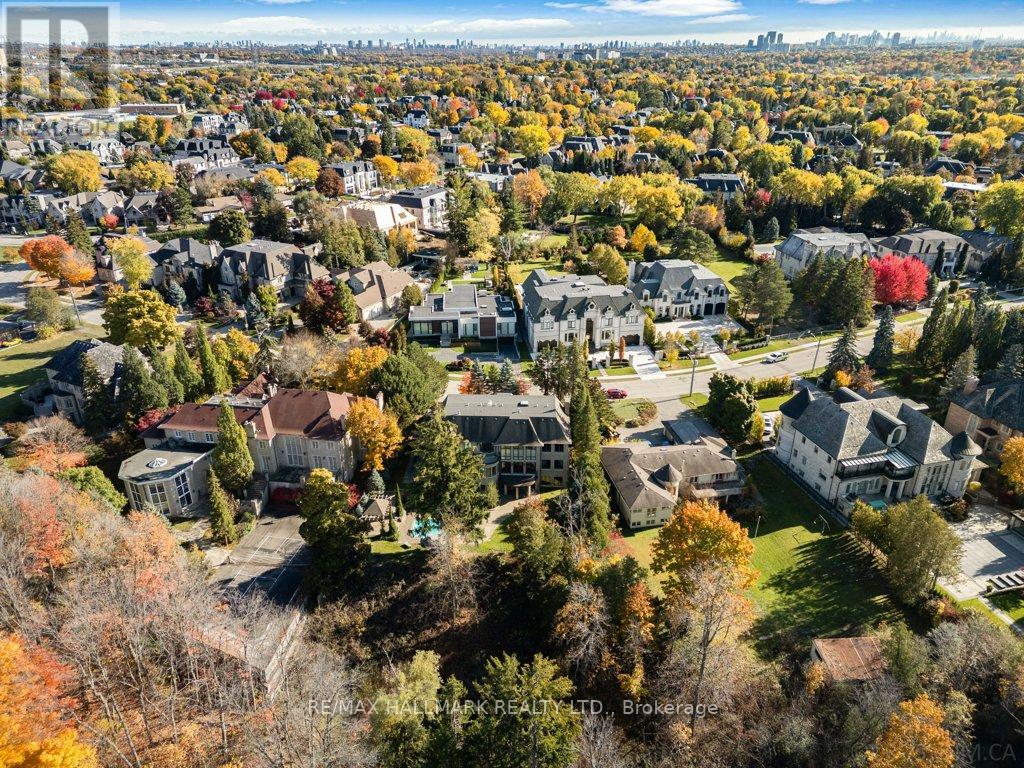 40 Maryvale Crescent, Richmond Hill, Ontario  L4C 6P8 - Photo 43 - N12498658