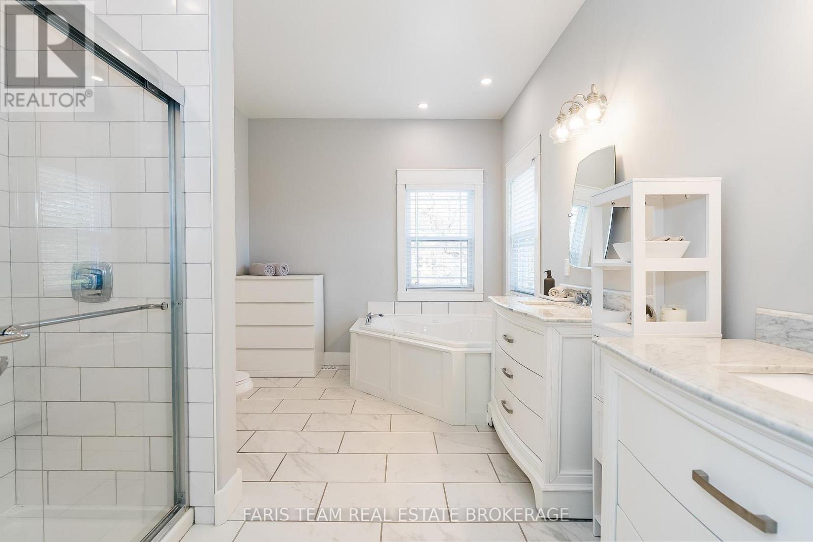 7589 Cronk Side Road, Severn (Washago), Ontario  L0K 2B0 - Photo 15 - S12498652