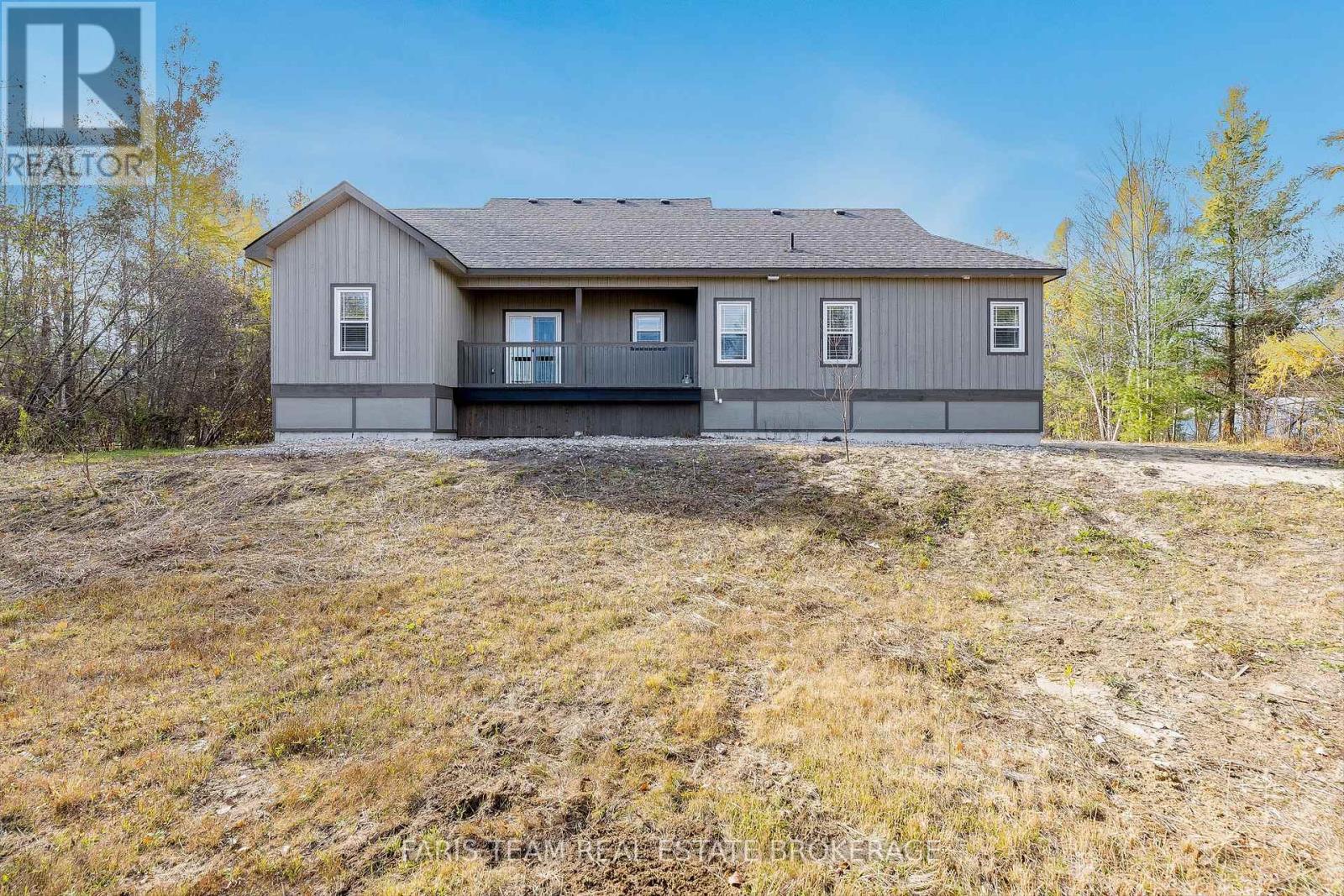 7589 Cronk Side Road, Severn (Washago), Ontario  L0K 2B0 - Photo 25 - S12498652