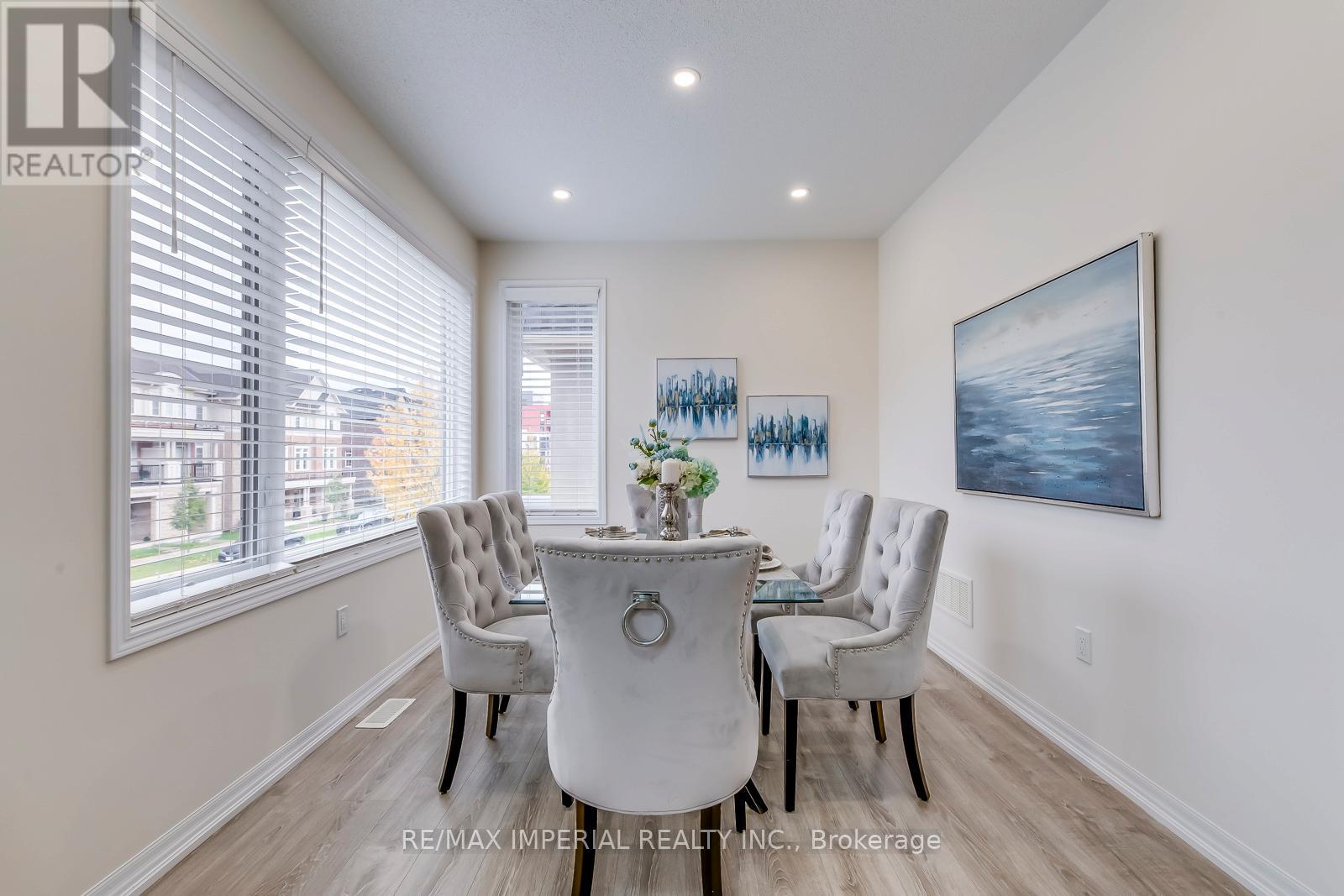 3334 Carding Mill Trail, Oakville, Ontario  L6M 1R7 - Photo 33 - W12498648