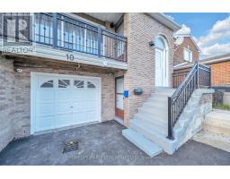 10 PICKARD LANE, Brampton, Ontario