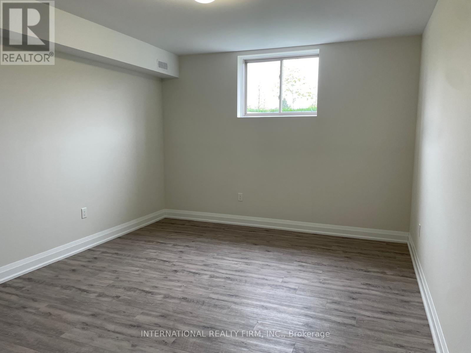 B - 184 Sanderling Crescent, Kawartha Lakes, Ontario  K9V 0M8 - Photo 11 - X12498672